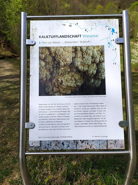 Infos zu dem Kalktuffstein | Foto: sigischlottke
