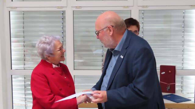 40jährige Treue zum VdK hielt Anneliese Frödert, hier mit B. Löffler | Foto: RH