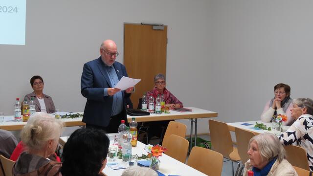 KV Vors. B. Löffler bei seinem Grußwort | Foto: RH