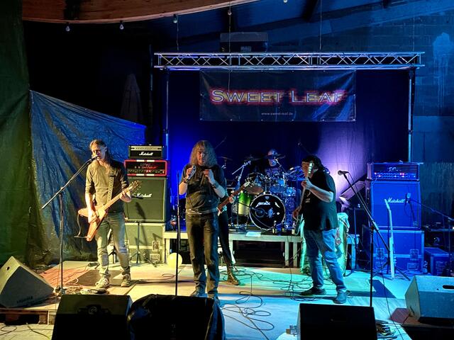 Sweet Leaf rocken die Halle. | Foto: Badman e. V.