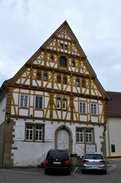 Altes Handwerkerhaus aus dem Jahr 1603. Es diente als Wohnhaus einflussreicher Bürger mit einer Werkstatt für verschiedene Handwerker. | Foto: Daniela Somers