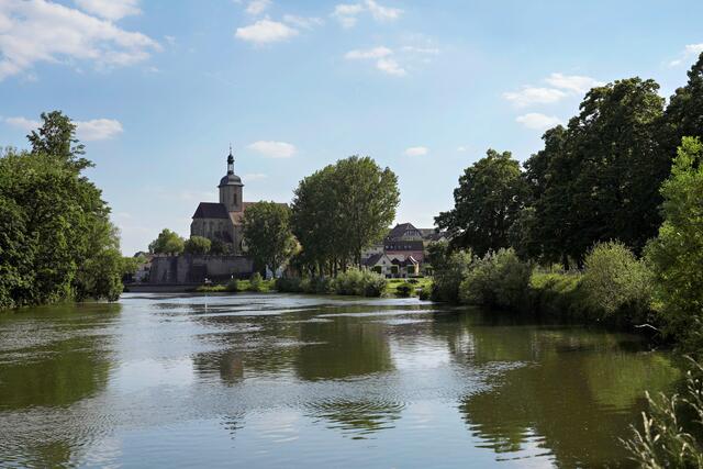 Regiswindiskirche mit Neckar | Foto: Ulrich Seidel