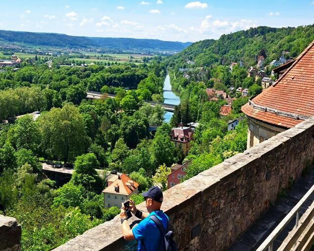 Ein herrlicher Blick hinunter von Schloß Hohentübingen.  | Foto: Isolde Reitz