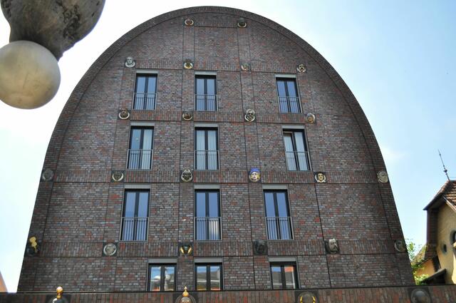 Die Villa Visconti mit ihren 300 Köpfen. | Foto: Daniela Somers