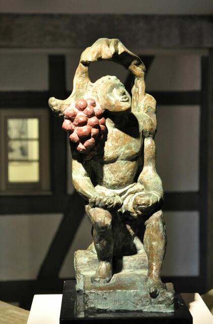 Baccus von Stephan Balkenhol. Die Erklärung ist im nächsten Bild. | Foto: Daniela Somers