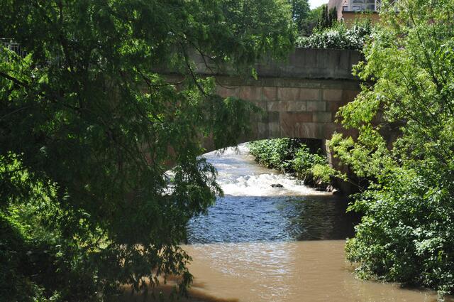 Wenn ich es richtig weiß, fließt hier die Metter in die Enz. | Foto: Daniela Somers