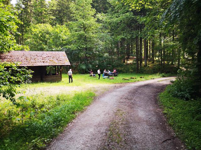 Vesperpause bei der Kernhütte | Foto: Jürgen Pachwald