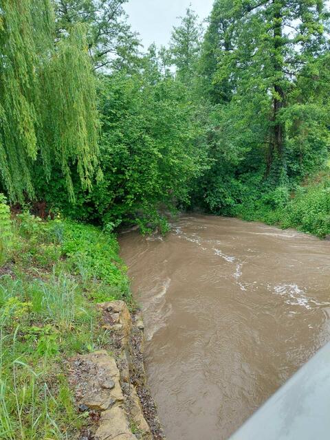 Die Brettach führt mächtig Wasser. | Foto: bekannt