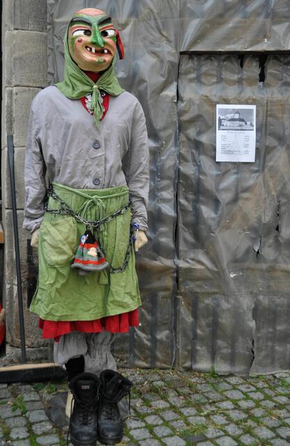 Die Reichenberger Burghexen bewirten das Burgcafe. | Foto: Daniela Somers