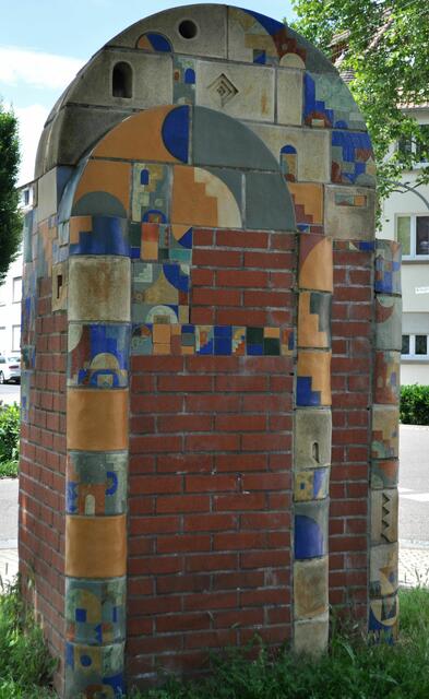 Die Großskulptur an der Wartbergstrasse. Ich würde mir wünschen man könnte mehr von ihren Kunstwerken in Heilbronn im öffentlichen Raum anschauen. | Foto: Daniela Somers