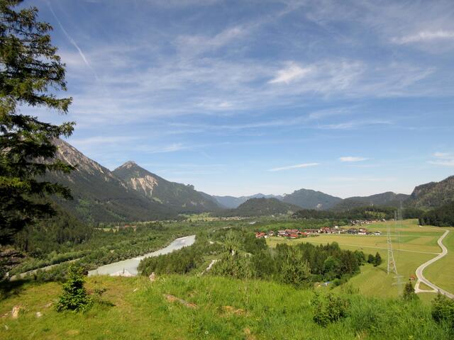 Aussicht auf den Lech vom Kniepass | Foto: WandernGabyErich