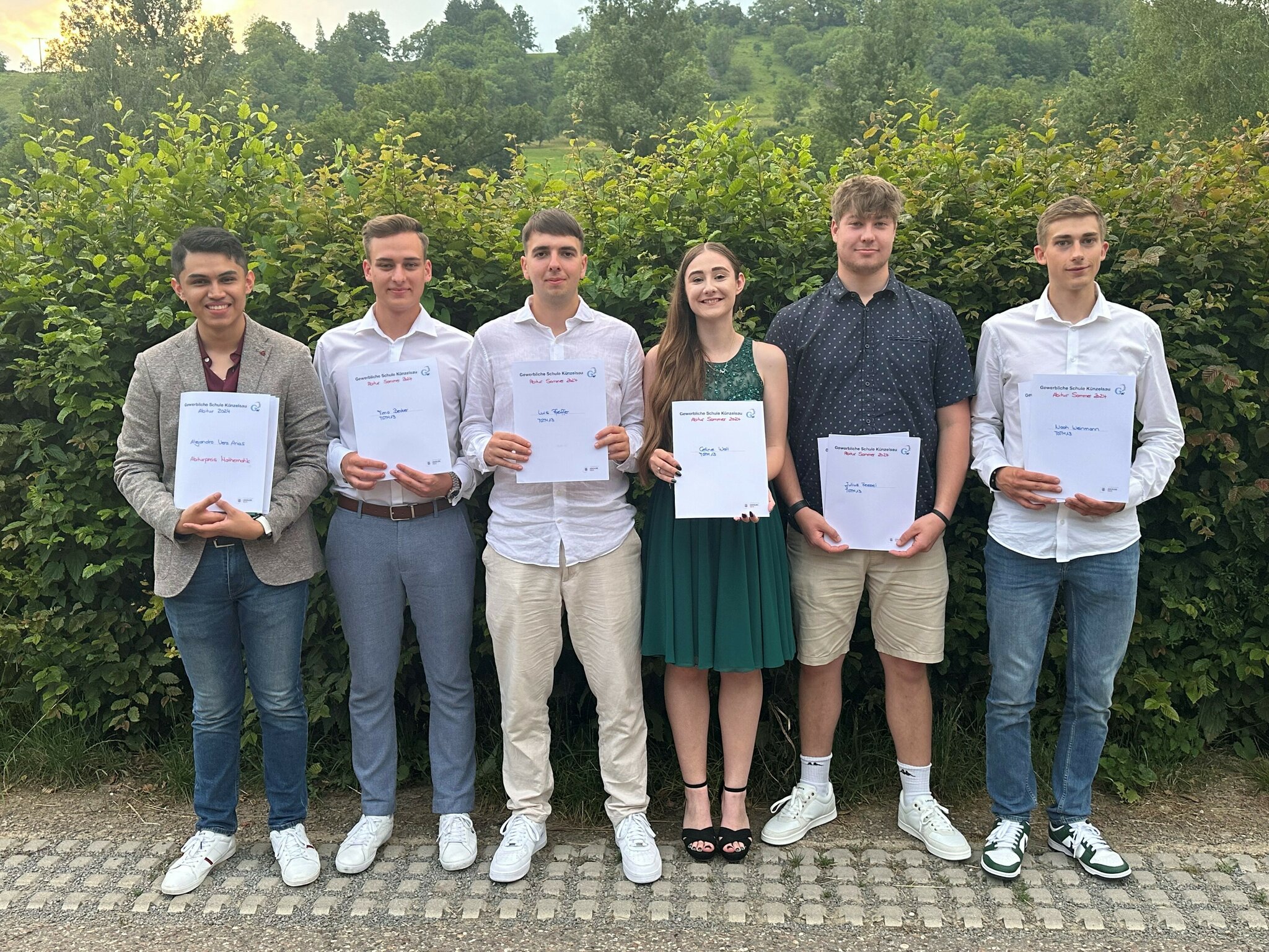 gewerbliche-schule-k-nzelsau-abiturfeier-des-technischen-gymnasiums