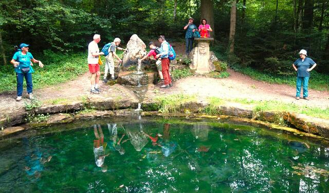Endlich konnte man sich beim Fratzenbrunnen Abkühlung holen! | Foto: Isolde Reitz