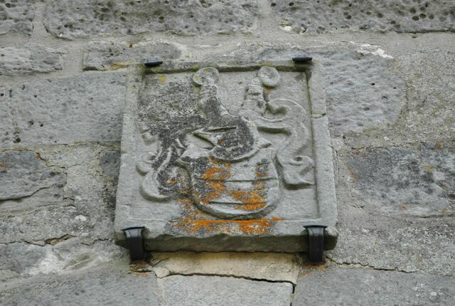 Wappen über dem Toreingang | Foto: Daniela Somers