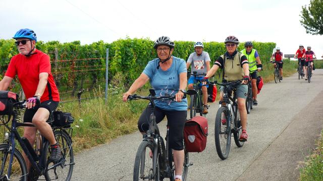 Abseits den vielbefahrenen Radwegen fährt es sich angenehmer. | Foto: Isolde Reitz