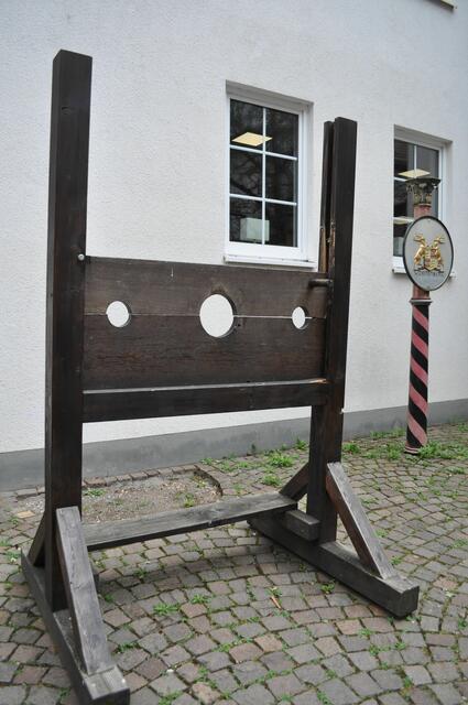 Pranger im Innenhof | Foto: Daniela Somers