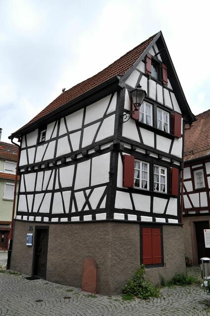 Haus Kinkelhain. Mit nur 26 Quatratmeter Grundfläche gehört es zu den kleinsten freistehenden Fachwerkhäusern Deutschlands. | Foto: Daniela Somers