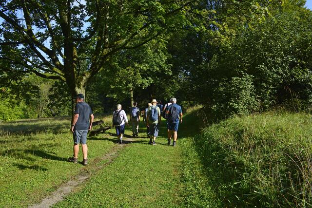 Auf dem Ehrenfriedhof. | Foto: Michael Harmsen