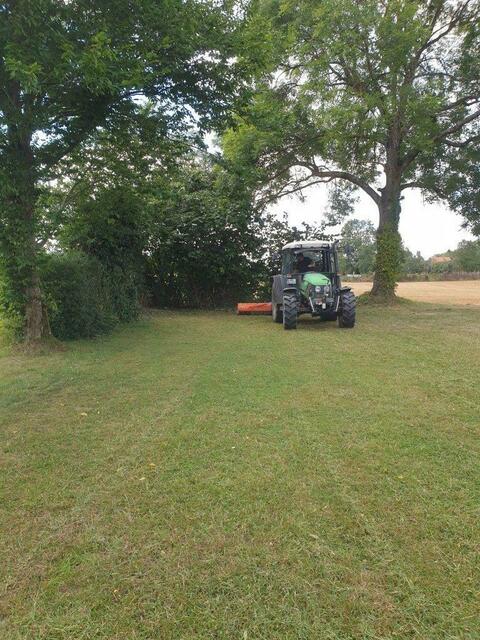Ronny bei der Arbeit auf dem Bolzplatz | Foto: Michael Schenk