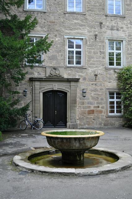 Im Schlosshof | Foto: Daniela Somers