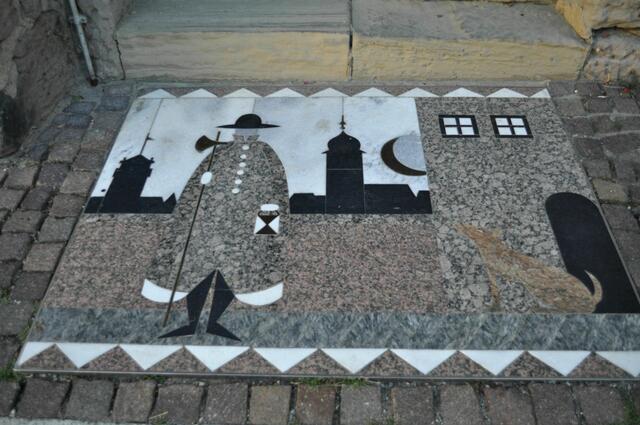 Mosaik vor dem Lachnersturm | Foto: Daniela Somers