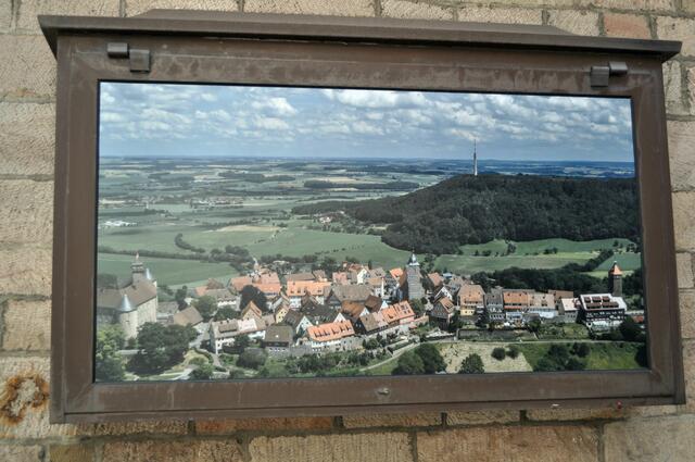 An der Seite des Rathauses kann man diese Abbildung von Waldenburg sehen. | Foto: Daniela Somers