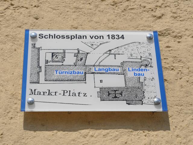 Zum besseren Verständnis. Der Lindenbau heißt auch Prinzessinbau. | Foto: Daniela Somers