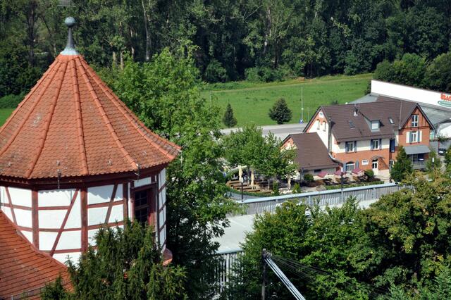Der Bahnhof von 1907. Neuenstadt war von 1907 bis 1913 Endstation der unteren Kochertalbahn. Heute ist dort eine Gaststätte. | Foto: Daniela Somers