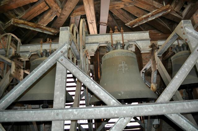 4 Glocken sind im Glockenturm.  | Foto: Daniela Somers