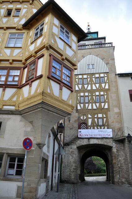 Die Stadtseite ist natürlich um Einiges schöner. Links daneben ist der Wimpelinhof. | Foto: Daniela Somers