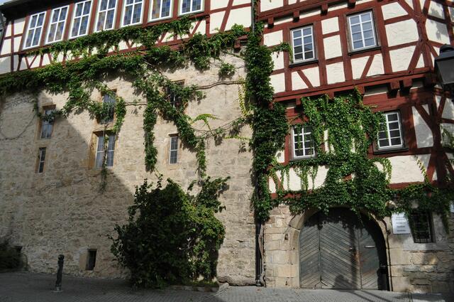 Gebäudeteil des alten Spitals. Hier war der Spitalkeller und der Spitalsaal. Heute ist in dem Gebäude u.A. die städtische Musikschule. | Foto: Daniela Somers