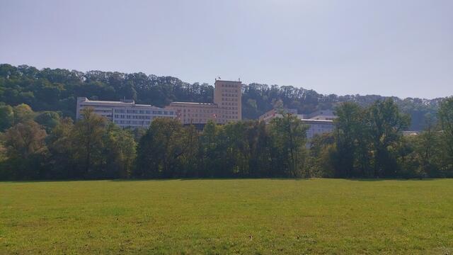 Diakoneo im Hintergrund | Foto: Ralf Röser