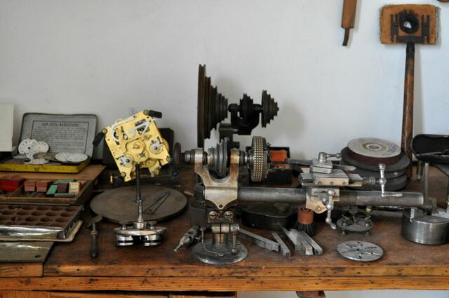 Blick ins Heimatmuseum. Alte Uhrmacherwerkstatt. | Foto: Daniela Somers