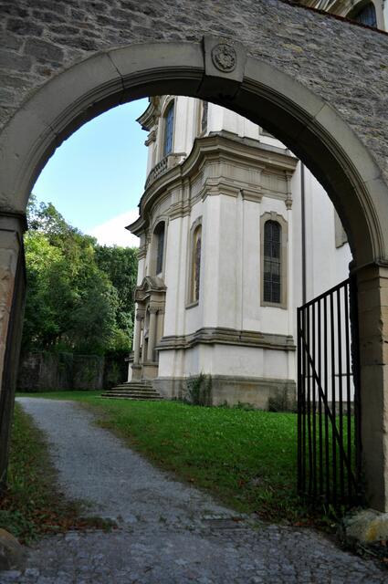 Von hier kann man dann auch die Seiten der Kirche anschauen. | Foto: Daniela Somers