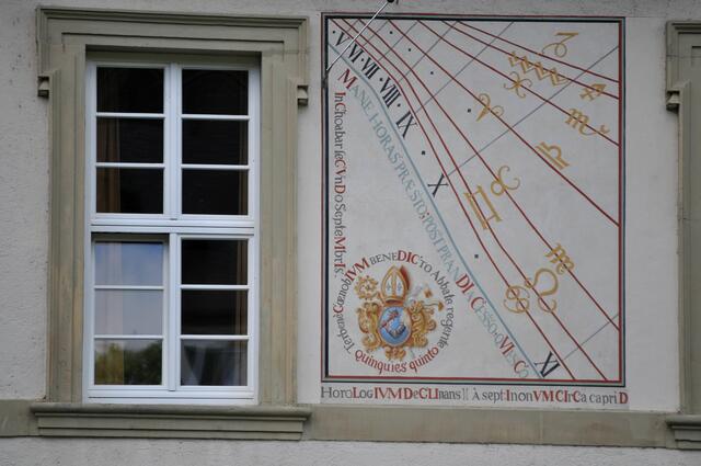 Darstellung an der Außenfassade des Konvents. | Foto: Daniela Somers