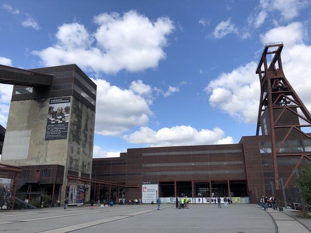 Wir tauchten in die Geschichte des Ruhrgebiets ein. Bei einer Führung erhielten wir tiefe Einblicke über die Kohle und die Geschichte des Ruhrgebiets.   | Foto: Heiderose