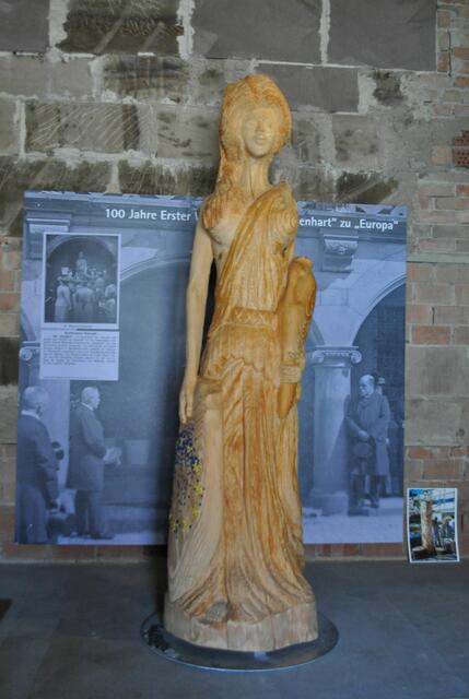 Eine kleine Ausstellung ist auch zu sehen. | Foto: Daniela Somers