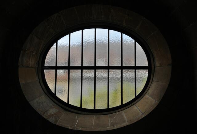 Faszinierend finde ich auch die tollen Fenster. | Foto: Daniela Somers