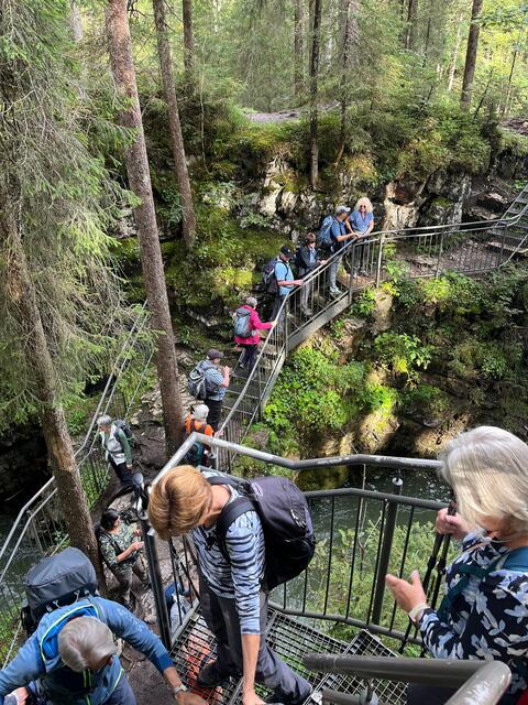 Tag 4: Naturbrücke ... runter - rüber - rauf | Foto: privat Sibylle Tröber