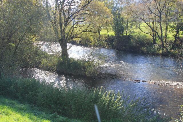 hier fließt die Bühler (links) in den Kocher | Foto: Ralf Röser