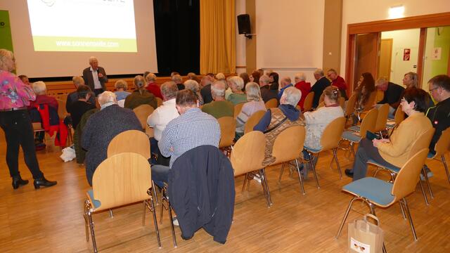 Fragen und Antworten .....  | Foto: Bernd Mayer