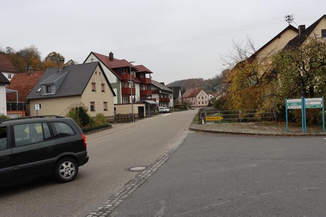 Ortseinfahrt von Altkrautheim | Foto: Marga Specht