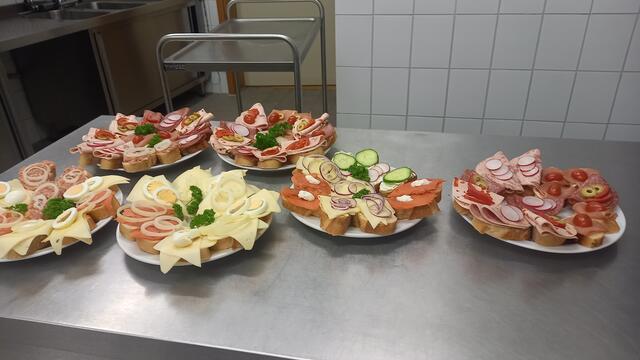 Köstliche Schnittchen | Foto: Landfrauen Grantschen