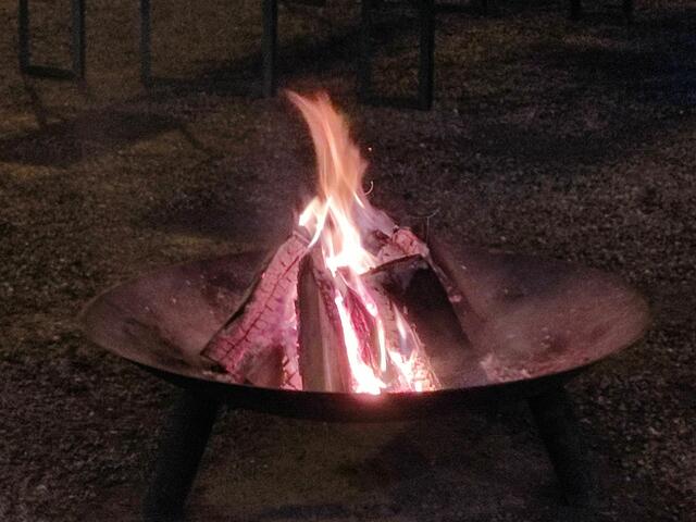 Feuerstelle am Biergarten | Foto: Daniela Somers