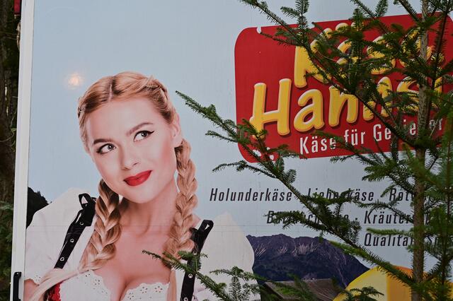 Auch für Käseliebhaber ist gesorgt auf dem Weihnachtsmarkt. | Foto: Michael Harmsen