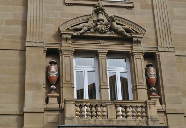 Villa Link. Hier sieht man schön wie früher die Fassaden aufgehübscht wurden. | Foto: Daniela Somers