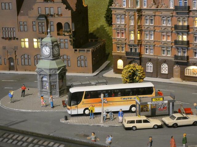Nun geht die Fahrt mit Bus und Taxi weiter.  | Foto: sigischlottke