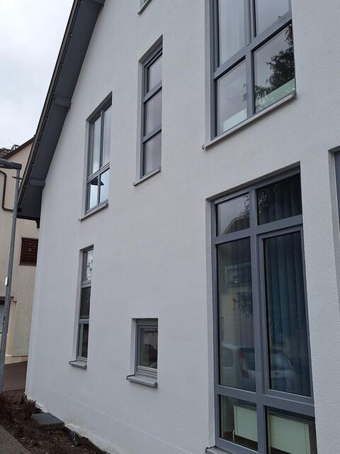 Die neuen Fenster auf der Südseite des Dorfhauses | Foto: Gemeinde Oberstenfeld