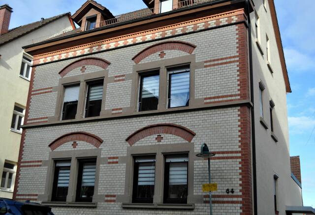 Eppinger Str. 64 auch dieses Haus wurde nach Plänen von Adolf Stegmüller gebaut. Er war Gemeinderat und Maurermeister. | Foto: Daniela Somers