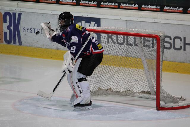 27.10.2017 Eisbären gegen Zweibrücken Hornets | Foto: Sandra Martines
